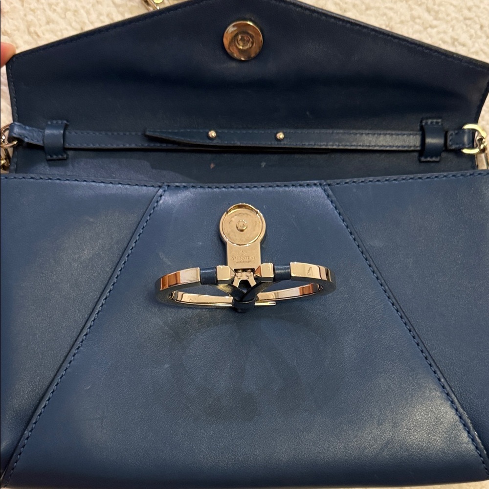 Valentino Garavani Navy Blue Clutch with Gold Chain - Picture 3 of 10